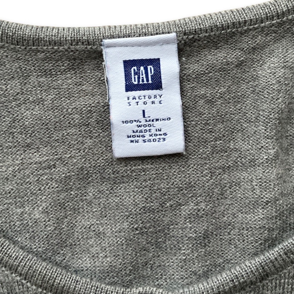 100% Wool Button-up Crew Neck Cardigan - Picture 3 of 3